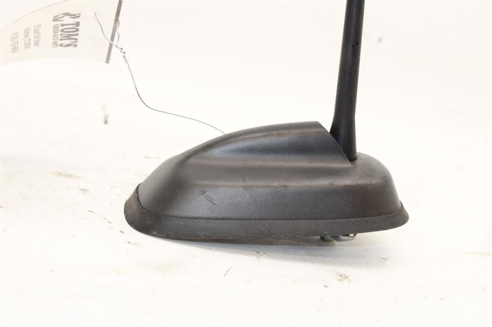 Used Antenna fits: 2017 Mini COOPER Grade A