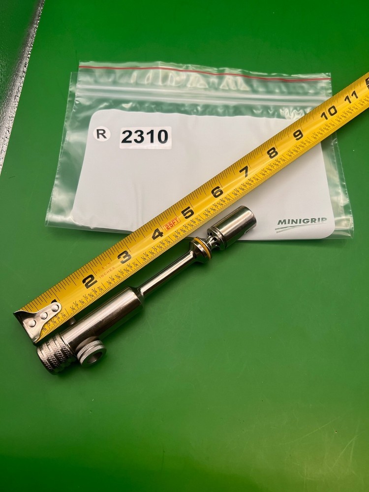 Autococker Bolt