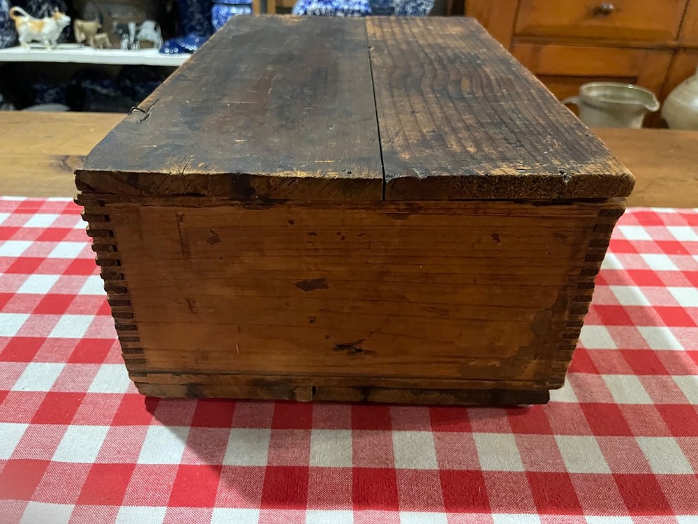 Antique FRANK SIDDALLS SOAP Box