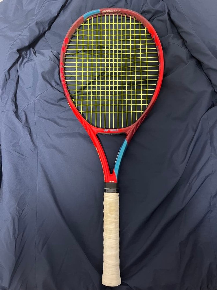 Yonex Vcore 100 G2 Yonex Vcore 2021