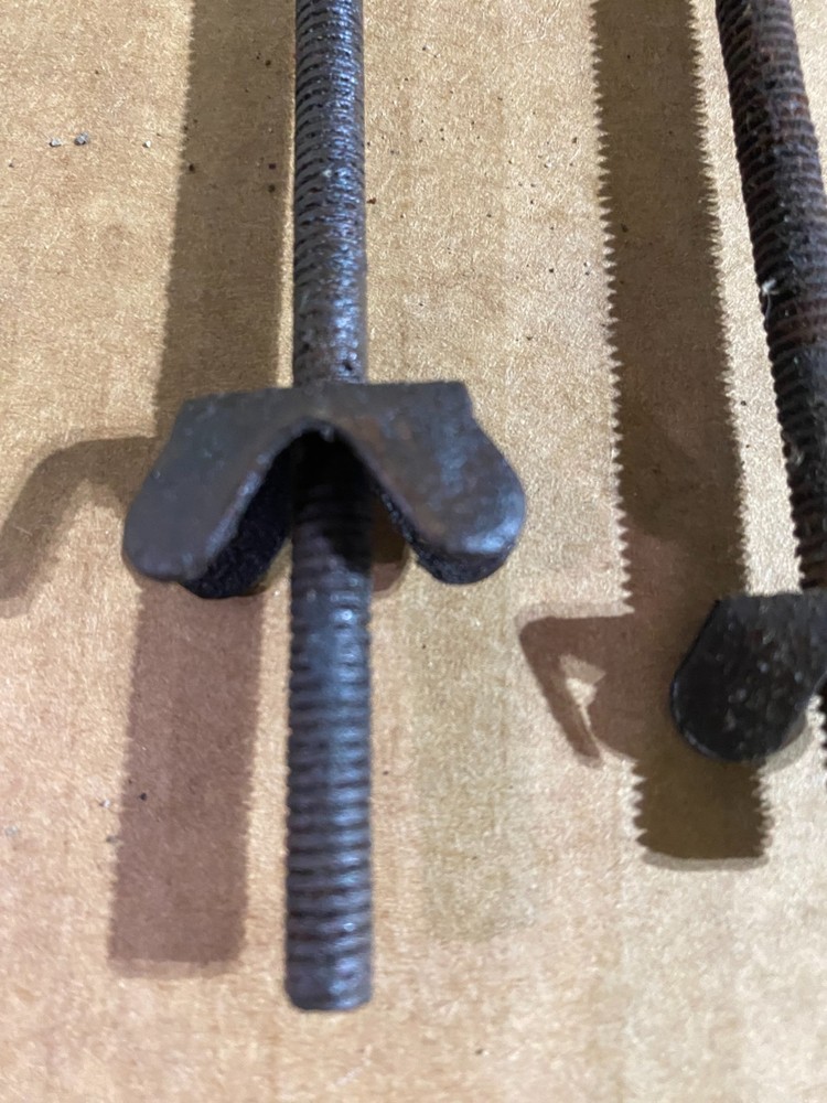 Battery Hold-down Hardware Saab 900 Classic