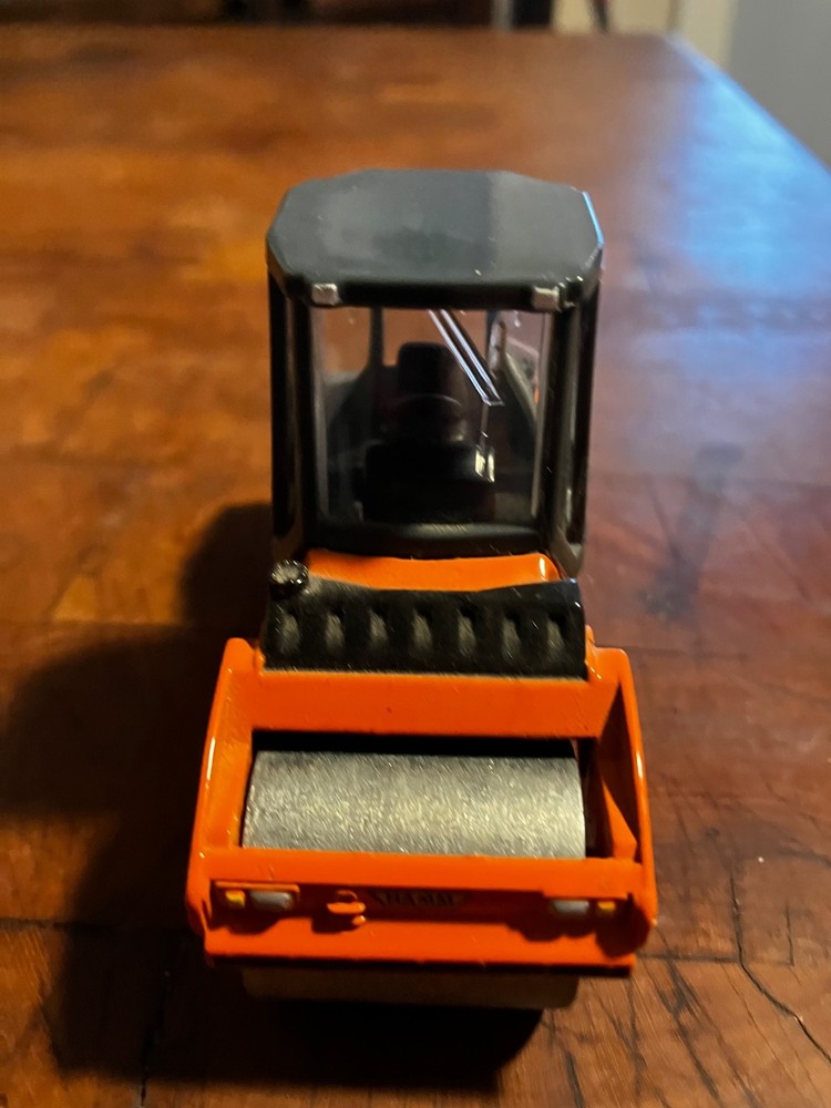Diecast Hamm HD90 Double Drum Roller