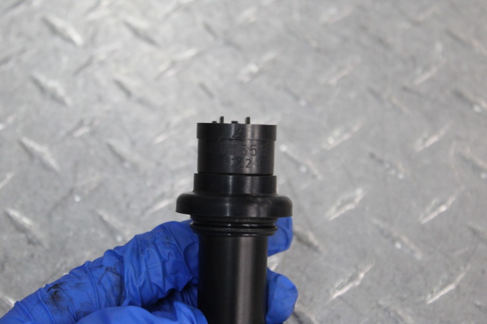 2002 YAMAHA YZF R1 IGNITION COIL SPARK PLUG CAP