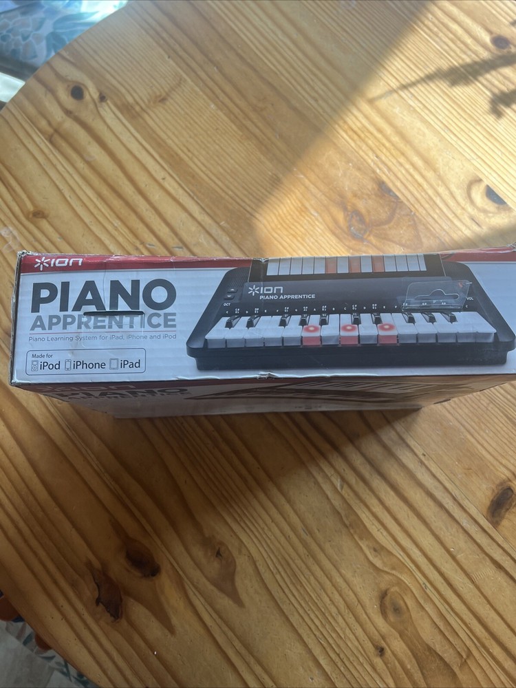 ION Piano Apprentice 25-note Lighted Keyboard for iPad, iPod and iPhone New