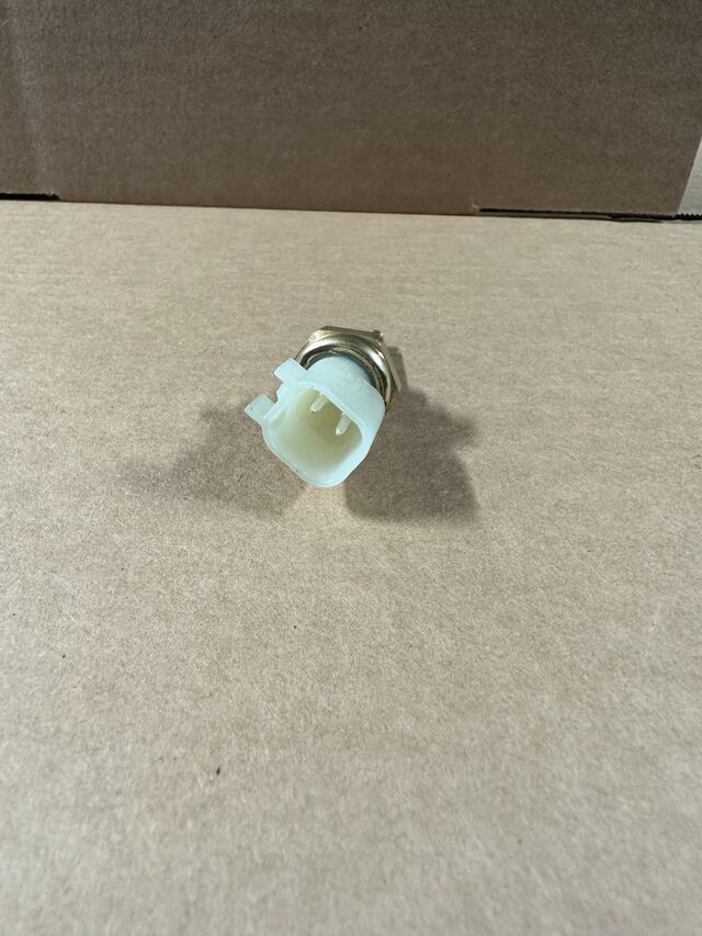 Genuine Ford Sensor 9L8Z-6G004-E