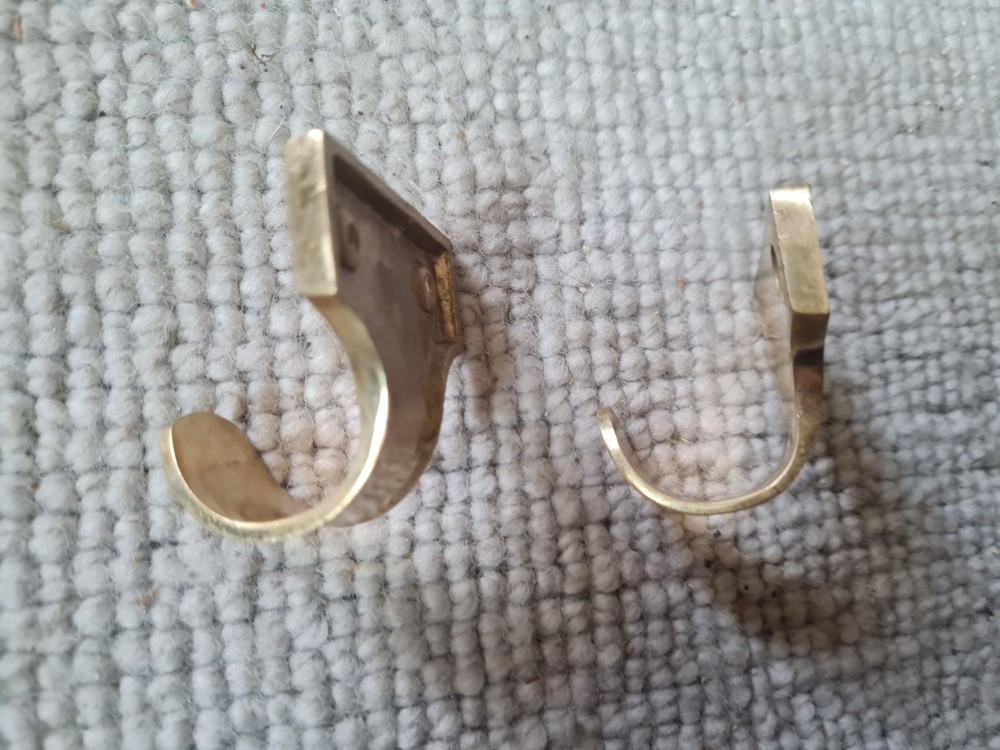 2 x Vintage Brass Sash Window handle pulls
