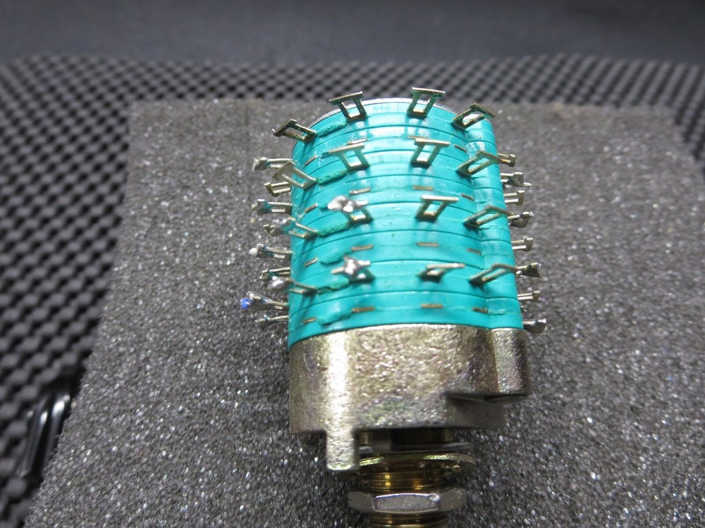 Electroswitch C4D0412N-A Rotary Switch 4 Position 12 Pole See Description