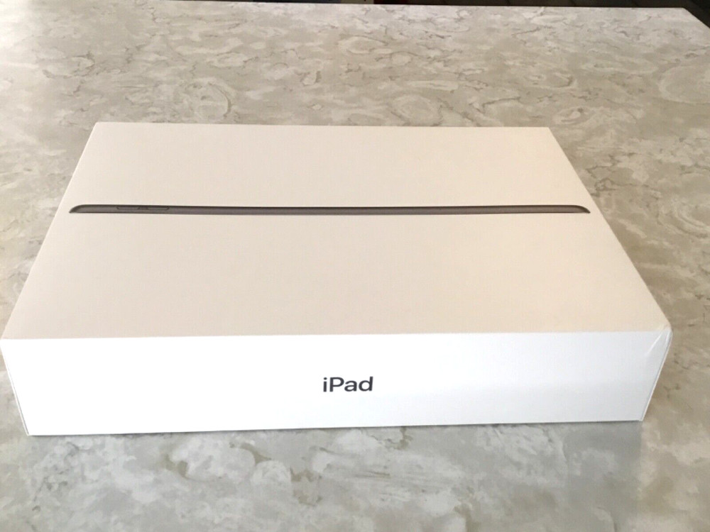EMPTY Apple iPad 9th Generation 64GB EMPTY BOX & 2 Apple Stickers EMPTY