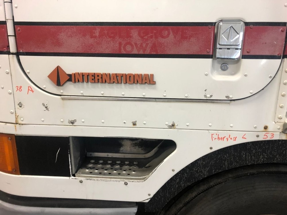International 9700 ALUMINUM Left/Driver BELOW DOOR Panel