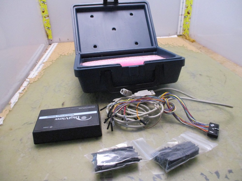 TechTools Digiview Logic Analyzer DV1-100 w/ Custom Case [25-O]