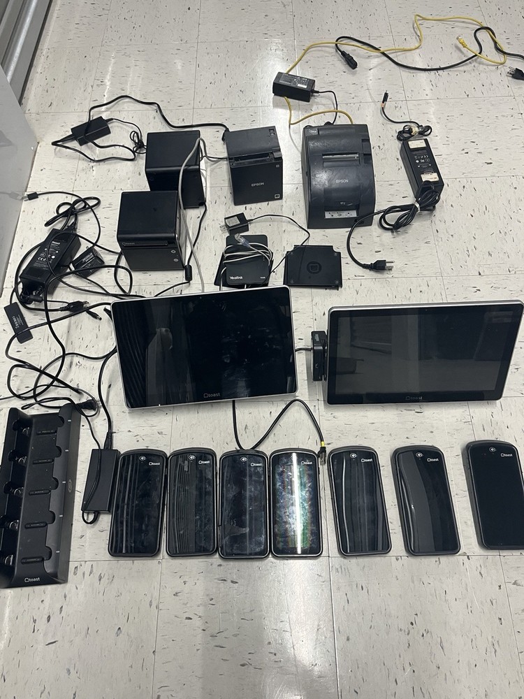 Toast Restaurant POS System Bundle (D)