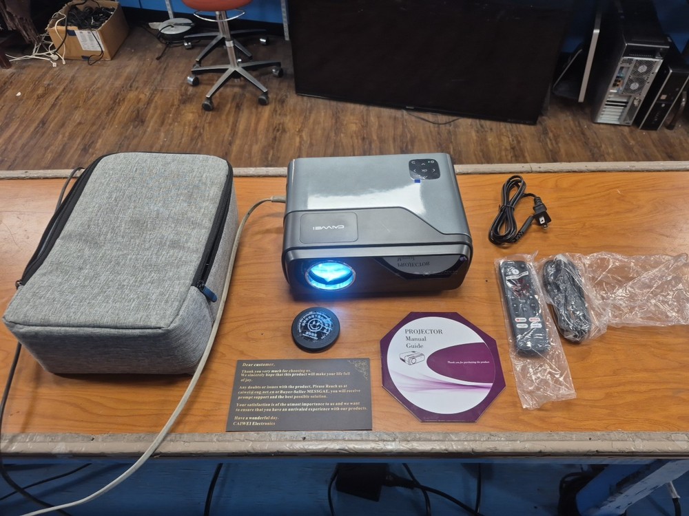 Caiwei Auto Focus Projector 1080P with 4k Input Support A8 version A