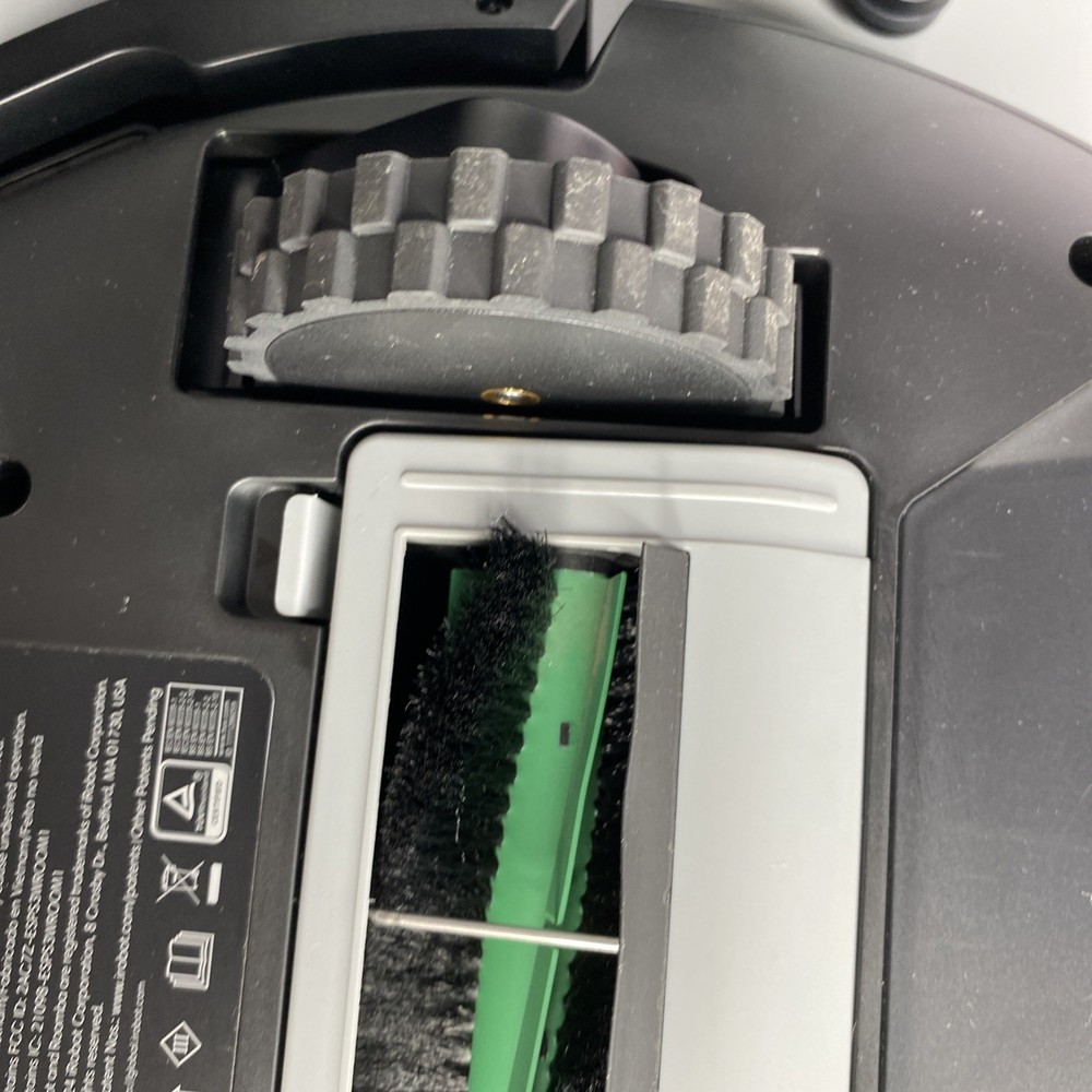 Roomba Vac 2 Essential Robot + AutoEmpty Q052020