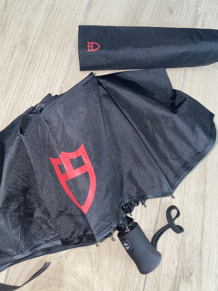 Tudor Black Umbrella/Black Umbrella