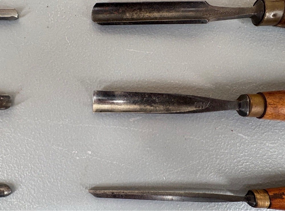 Buck Brothers Chisels and Gouges Assortment