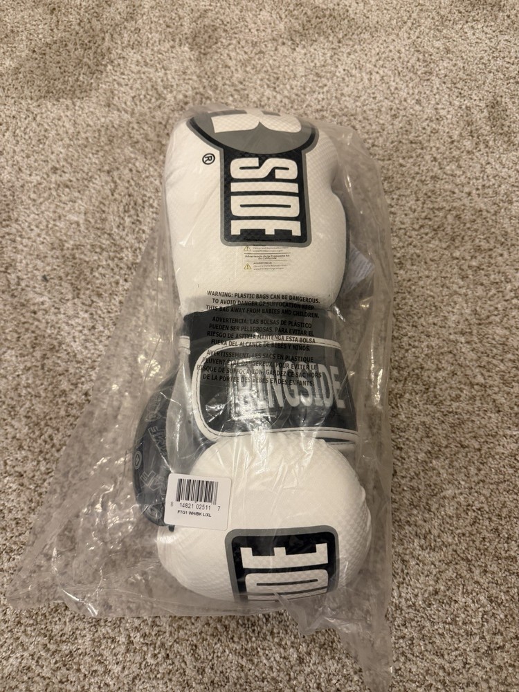 Ringside boxing gloves