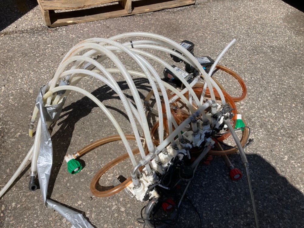 FROZEN CARBONATED BEVERAGE Valves and pumps misc