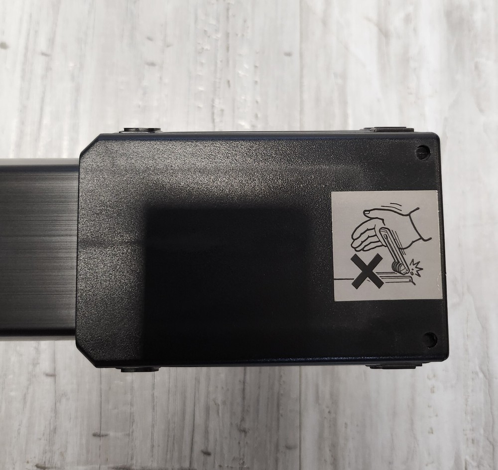 DA - LITE Projection Screen