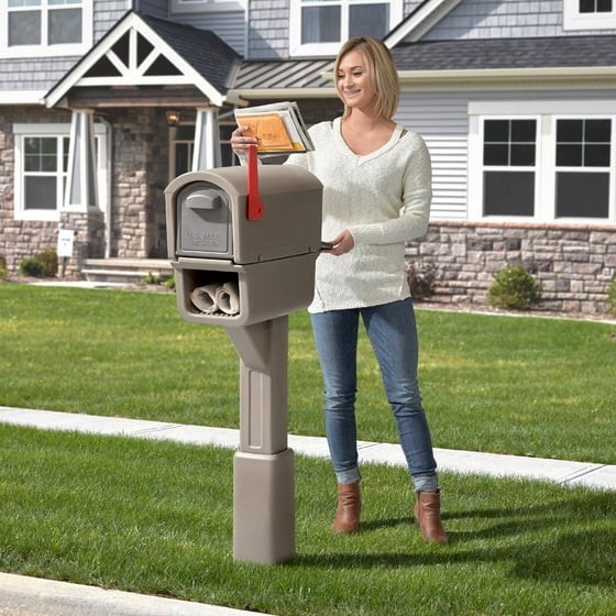 Step2 MailMaster Express Plus Plastic Mailbox Mocha Finish