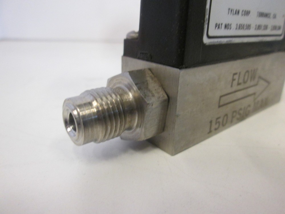 Tylan, FC-260, Mass Flow Controller, H2, 1 SLPM, Used