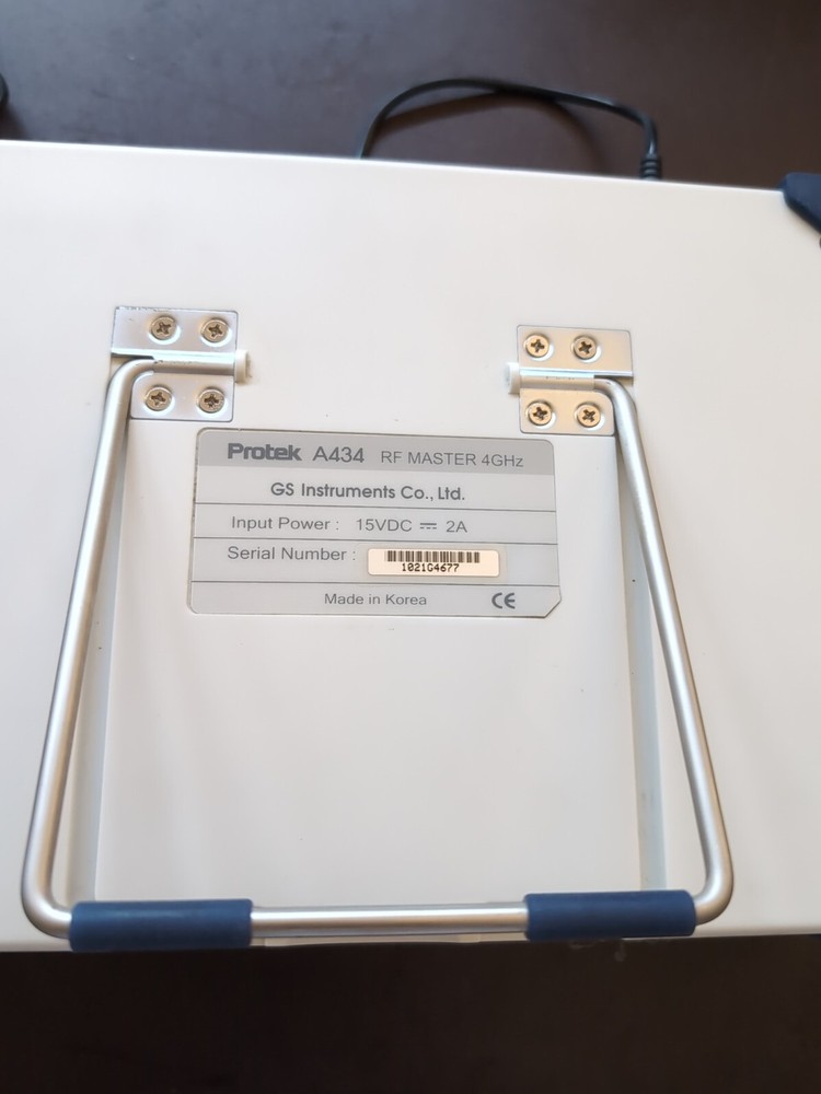 Protek A434 RF Master Cable Spectrum Analyzer With Case And Adapter