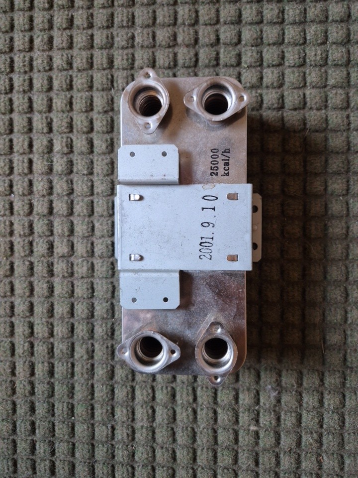 Gas Boiler 18 Plate Copper Brazed Heat Exchanger Of Unknown Orgin