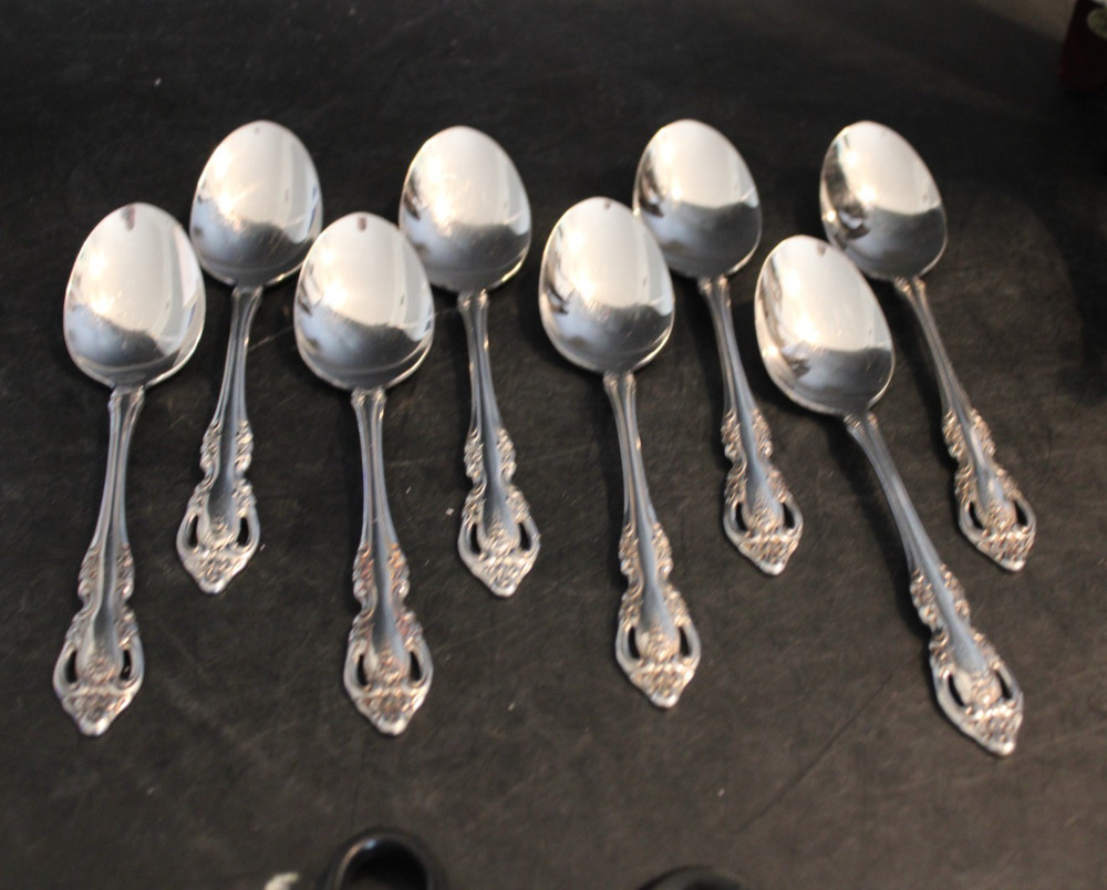 Oneida Brahms 8 Tea Spoon 6"