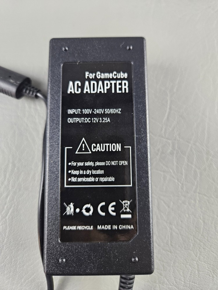 GameCube Hookup bundle Power Supply and AV Cable Nintendo