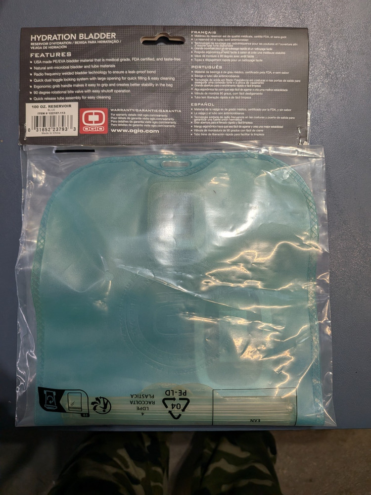 OGIO 3L Hydration Bladder 100oz. Blue