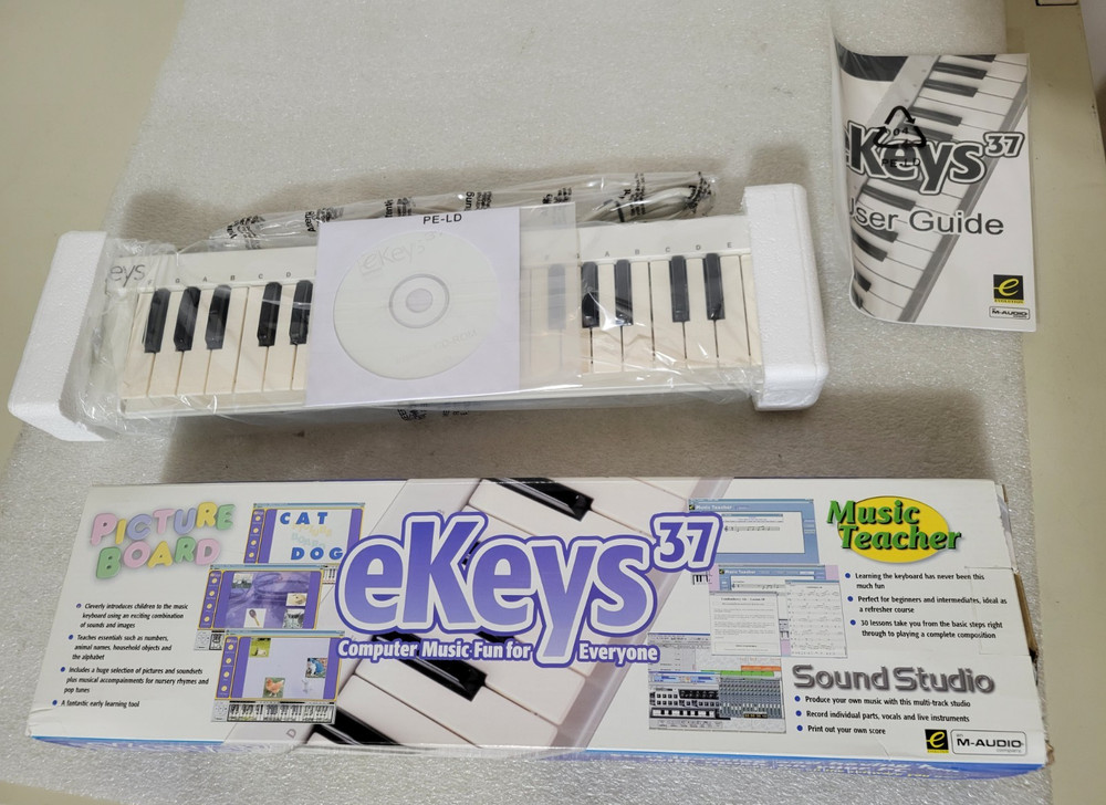 M-Audio Evolution eKeys 37 Musical Keyboard USB - White - use w/ PC or Mac - New