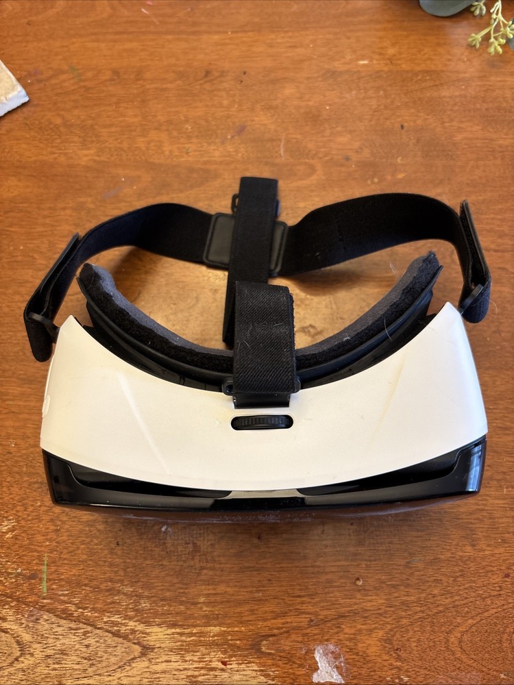 Samsung Gear VR Powered by Oculus