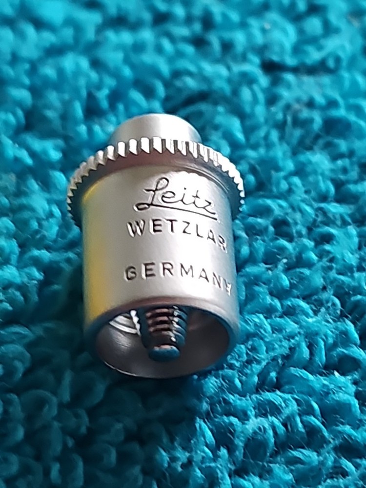 Leitz Leica OZTNO (14088), shutter release adapter#1