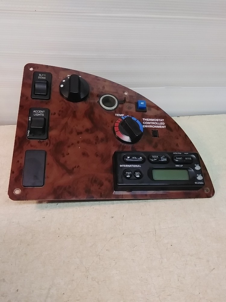 International Navistar Climate Control 3592515C91