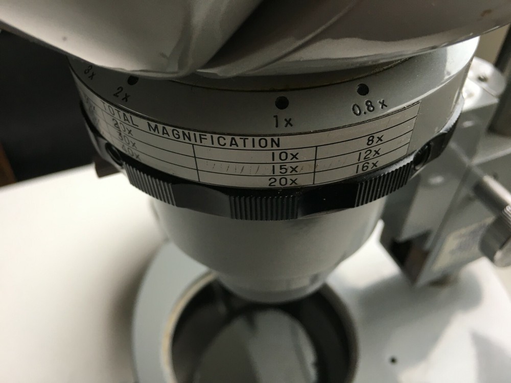 Nikon stereo magnification