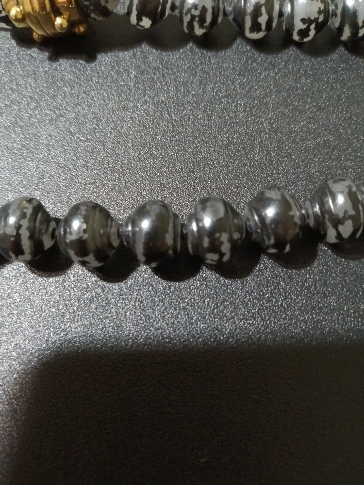 magnetic marble black bead necklace