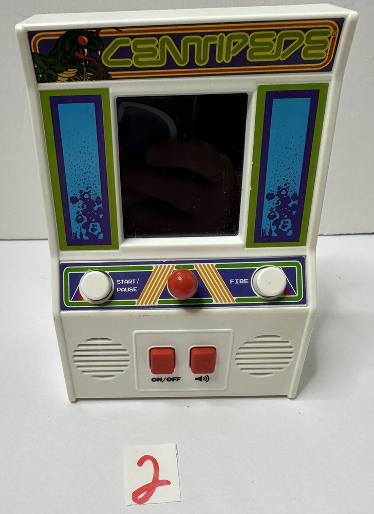 VINTAGE 1981 ATARI CENTIPEDE HAND HELD MINI ARCADE VIDEO GAME WORKS