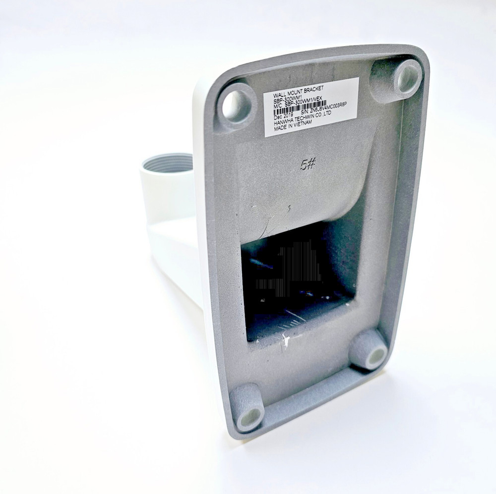 Hanwha Techwin SBP-300WM1 Wall Mount Bracket NEW