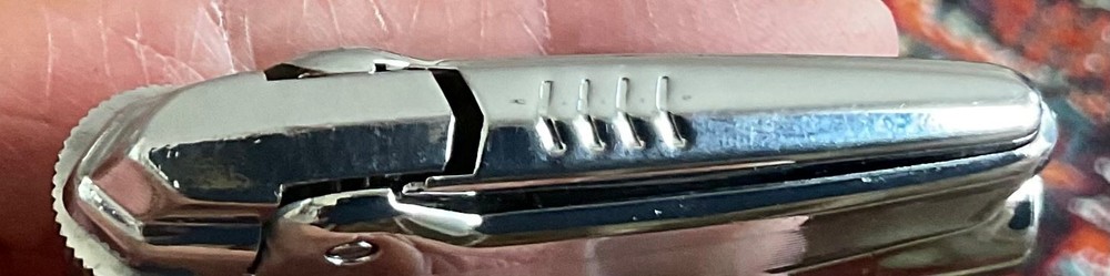 Vintage Ronson Premier Lighter / Serviced.