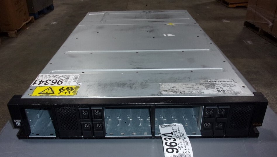 IBM FlashSystem 840 9840 AE1 Flash Storage Array Chassis SEE NOTES