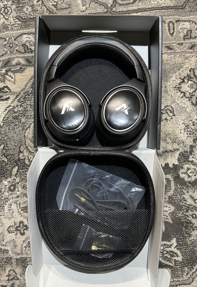 Audix A140 Professional Studio Headphones Closed-back