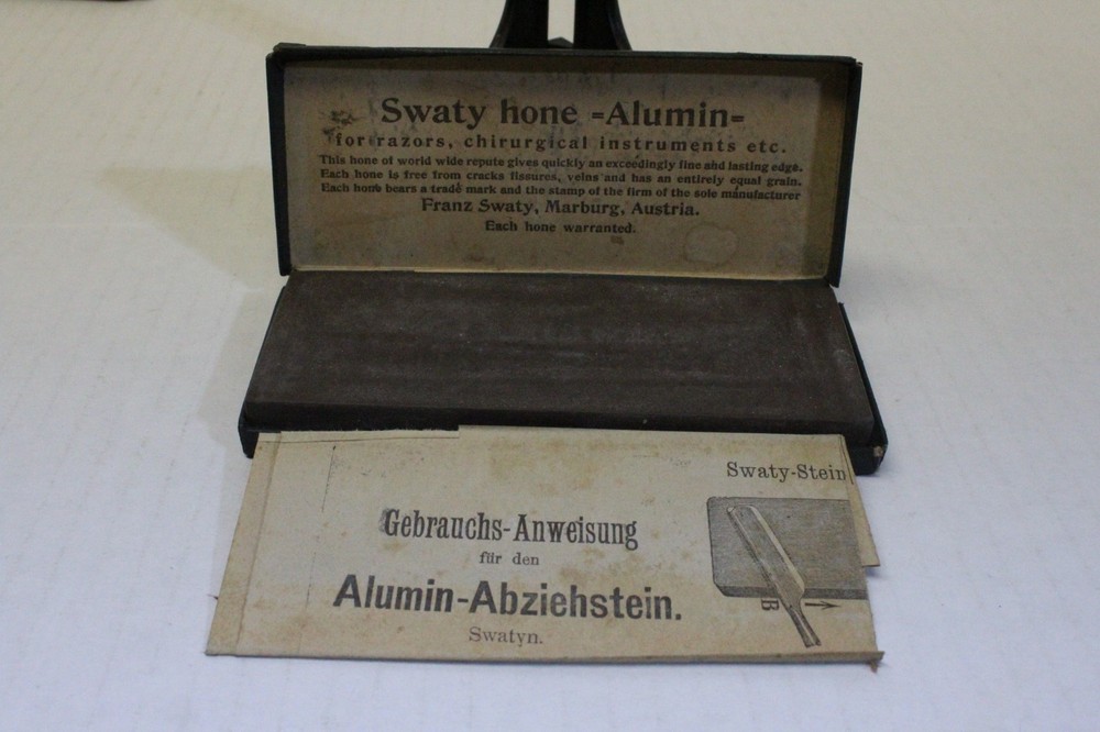 2 Vintage Razor Sharpening Blocks