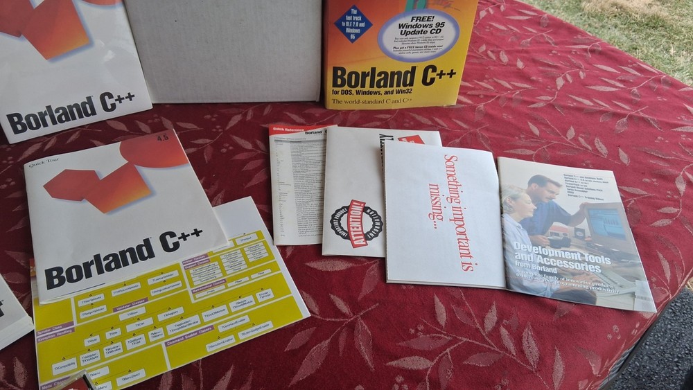 Borland C++ 4.5 Dos,Windows, and WIN32