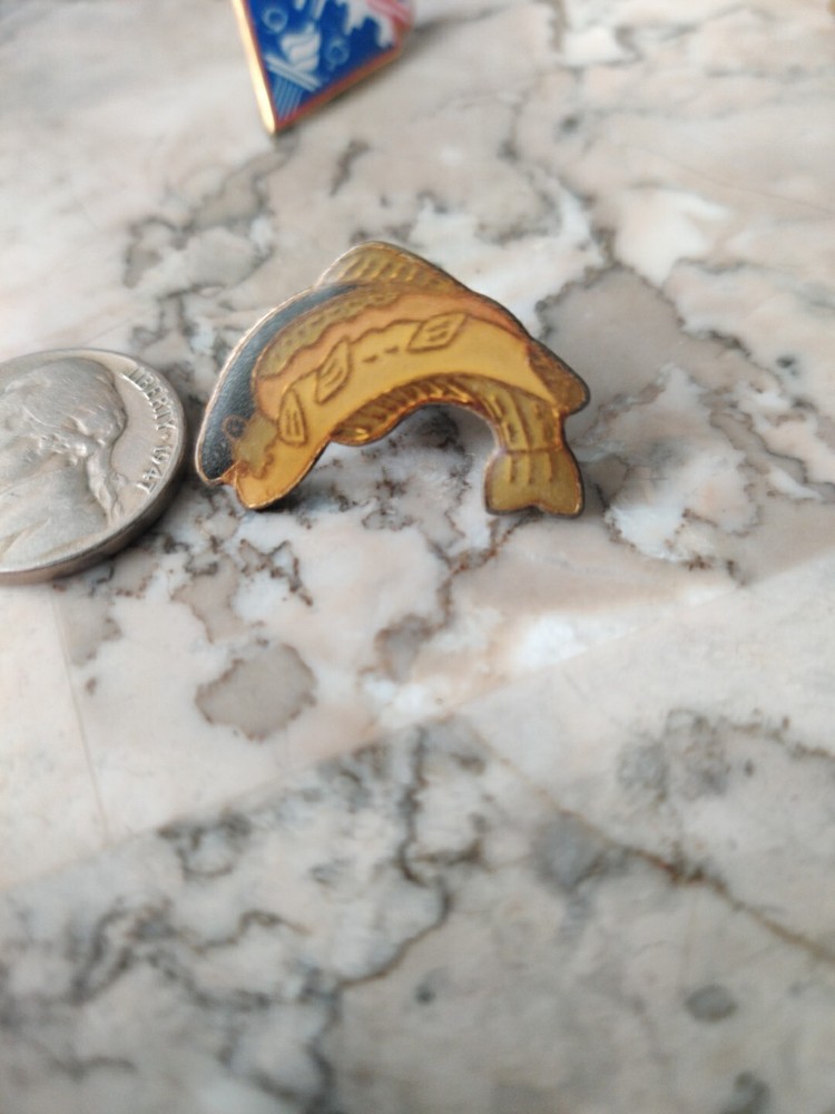 fish lapel pin