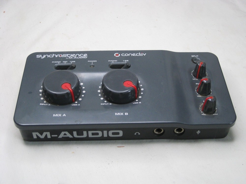 synchroscience M-AUDIO conectiv audio dj interface base unit only