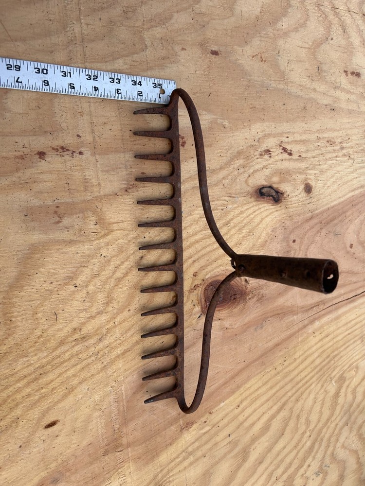 Rake Head Rusty Rustic no handle Original Vintage Primitive Metal