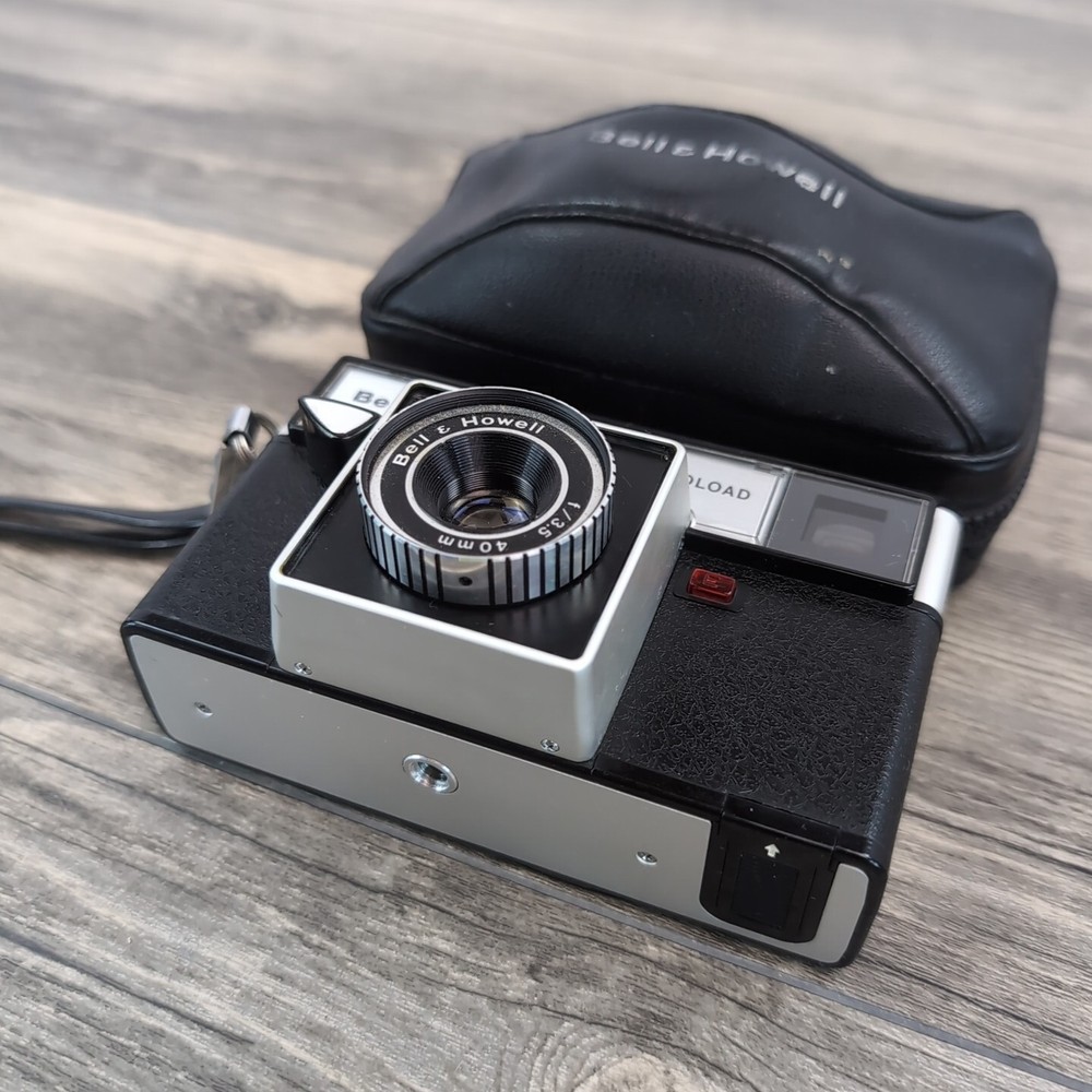 Vintage Bell & Howell Autoload Model 340 Camera With Original Case 40mm Works