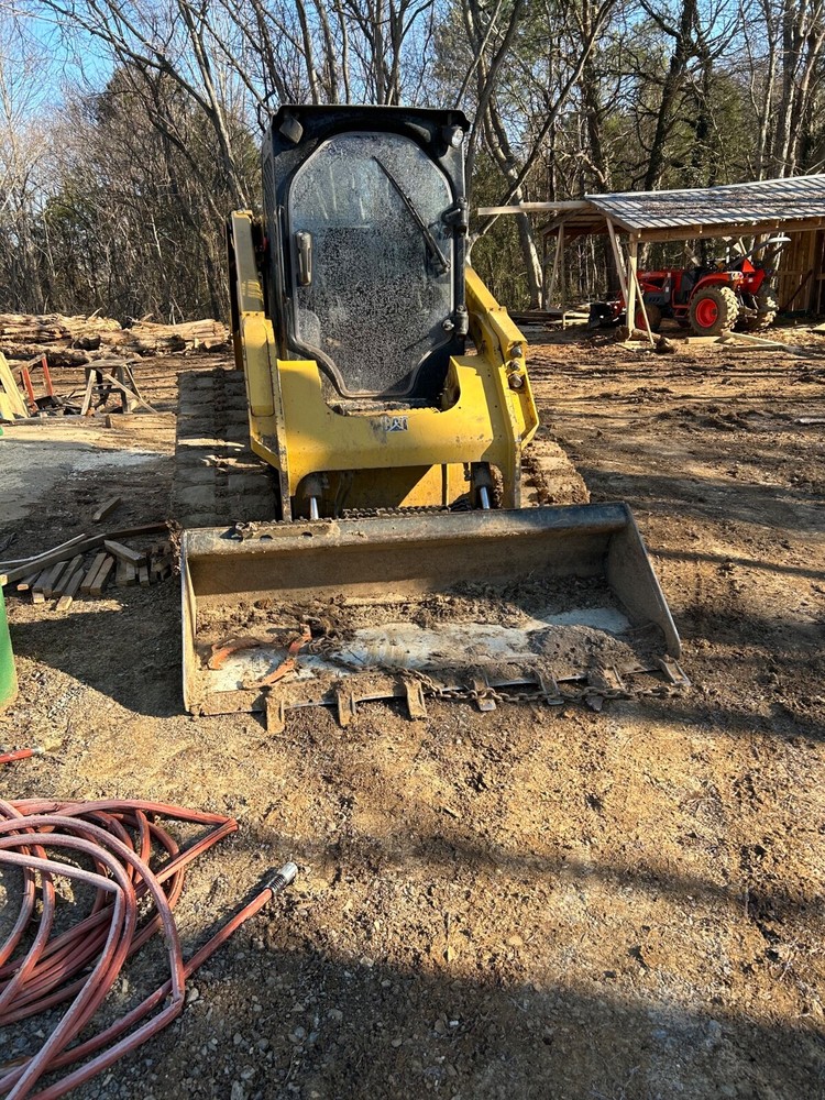 skid steer. dervice cleveland Tm