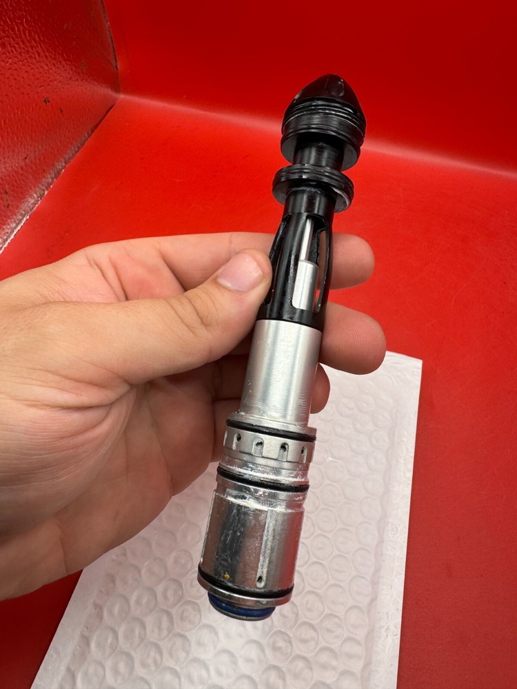 Dye DM8 Bolt/Engine