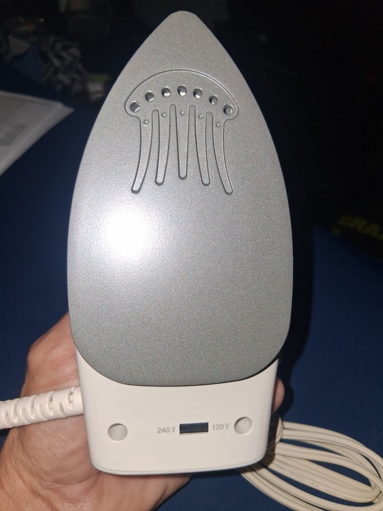 Sunbeam Miniature Iron