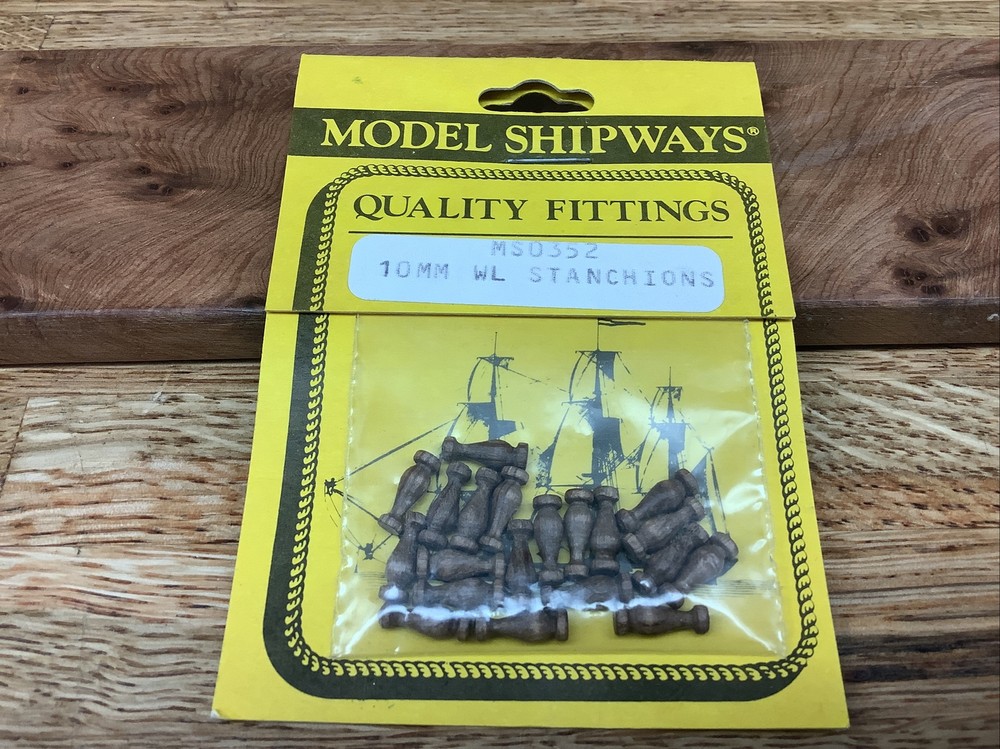 MODEL SHIPWAYS MS0352 Stanchion  Wall 10mm . NOS